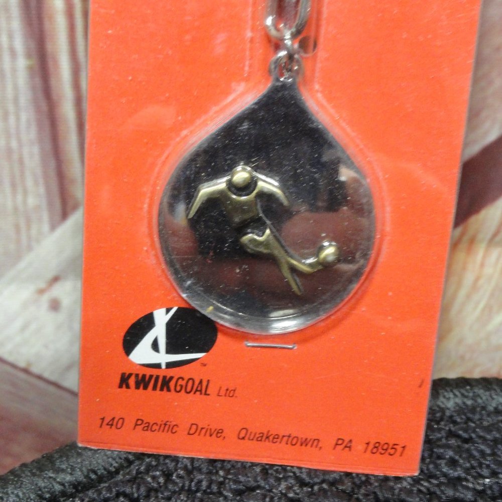 Kwik goal Soccer player key chain~new, Soccer fan~soccor mom - Picture 2 of 3